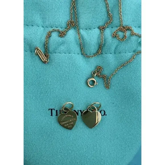 Return Tiffany & Co. 18k Gold MINI Double Heart Tag Pendant Necklace 18” READ - Picture 4 of 12